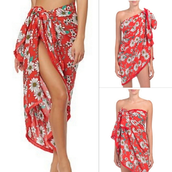 Jessica Simpson Other - Jessica Simpson Oppsy Daisy Floral Sarong OSFA